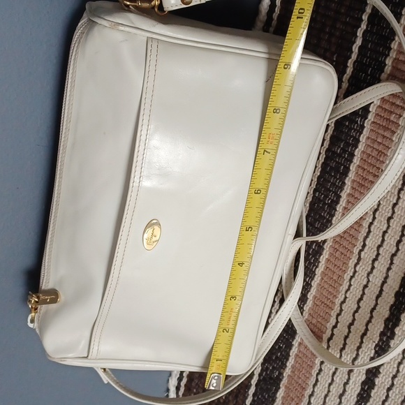 Vintage Ferragamo  crossbody - Picture 9 of 16